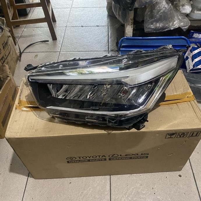 81110-Bz840 81150-Bz840 Lampu Depan Headlamp Raize Rocky Original  Ready