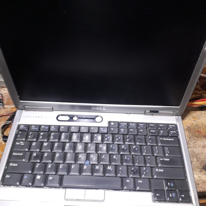 LCD DELL LATITUDE D 610