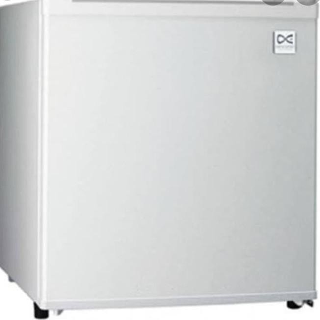 Daewoo Kulkas Ni Refrigerator Portable Dfr 64H
