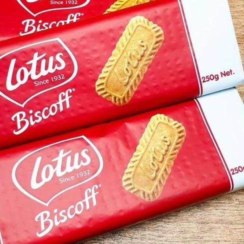 

Lotus Biscoff Caramelised Biscuits / Biskuit Karamel 250g