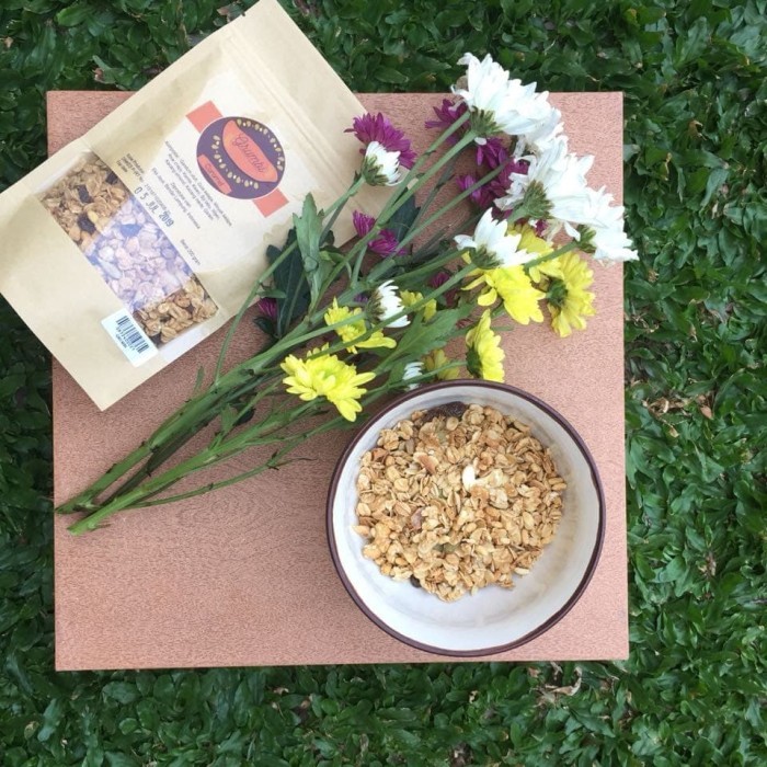 

Cereal Gandum Granola Grumbi