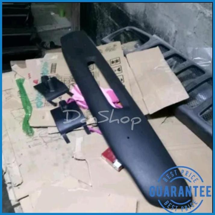 | DSO | DEFLEKTA BELAKANG OPEL BLAZER
