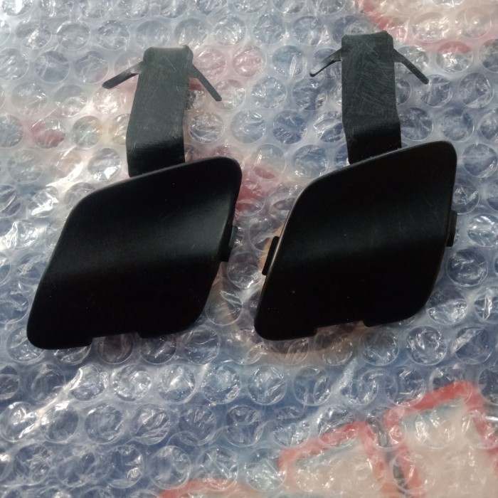 TUTUP TOWING DEPAN MOBILIO RS