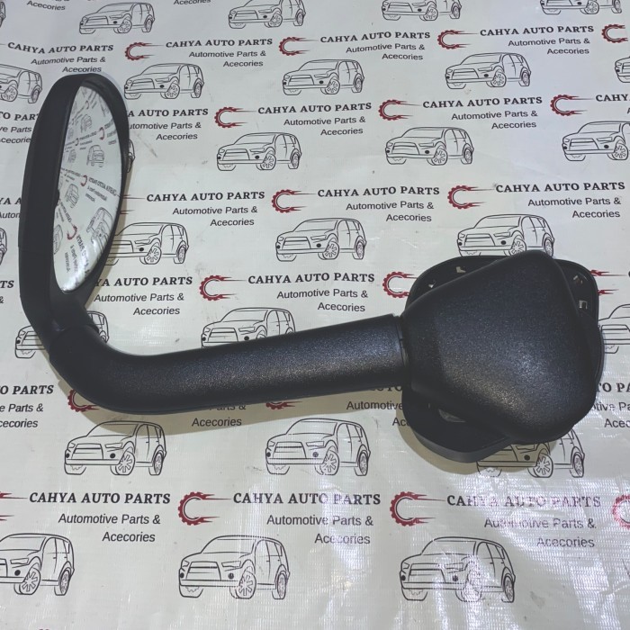 SPION FENDER BLIND SPOT DEPAN TOYOTA HIACE COMMUTER