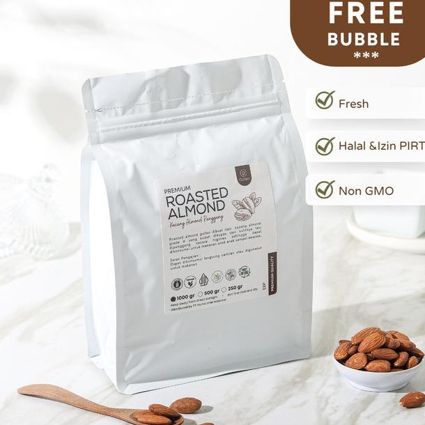 

Kacang Almond Panggang Kupas 1 Kg / Roasted Almond Galleo 1 Kg