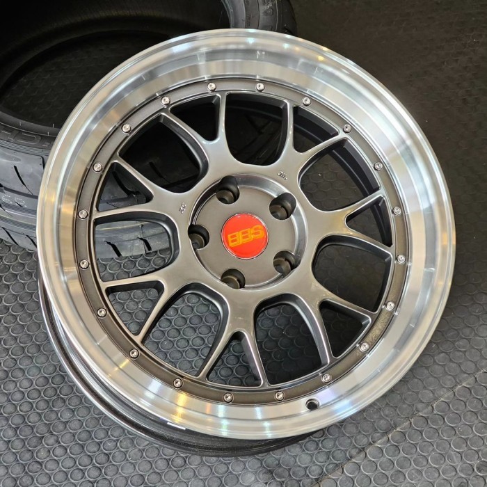 VELG MOBIL R18 ET 22 BBS LM R RING 18 INNOVA REBORN VENTURER ZENIX CRV