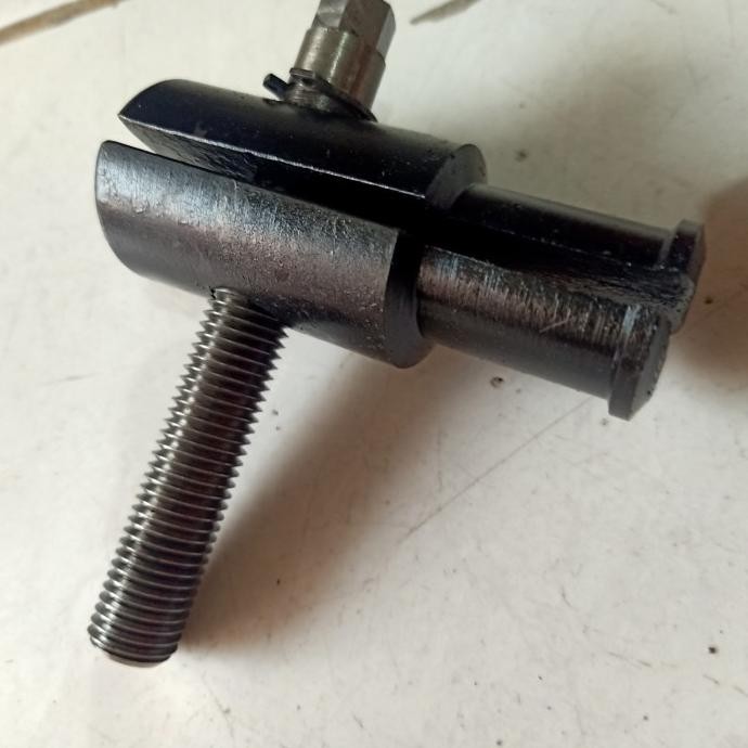 treker buat cabut bearing roda tromol motor dari 6201