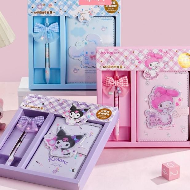 

Jurnal 1 Set Diary Sanrio/ Buku Tulis Hadiah Anak Lucu Magnet Memo Kuro Cinnamoroll Melody