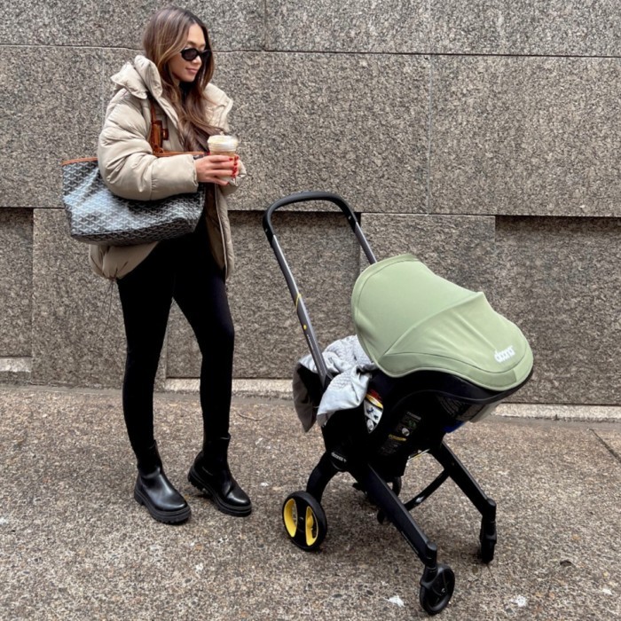 DOONA Infant Car Seat - Desert Green - Stroller