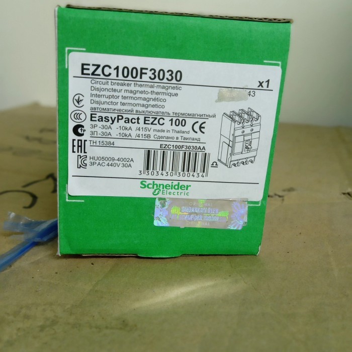 Terbaru Mccb Schneider Ezc100F3030 3P 30A
