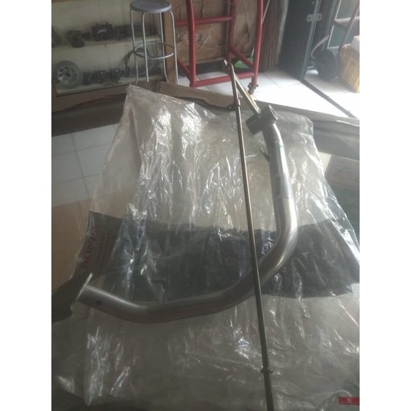 4650A Kvr 600 - Pedal Rem Belakang Komplit Dengan Kawat Rem Pedal Assy Brake Revo 110 Supra Fit New 