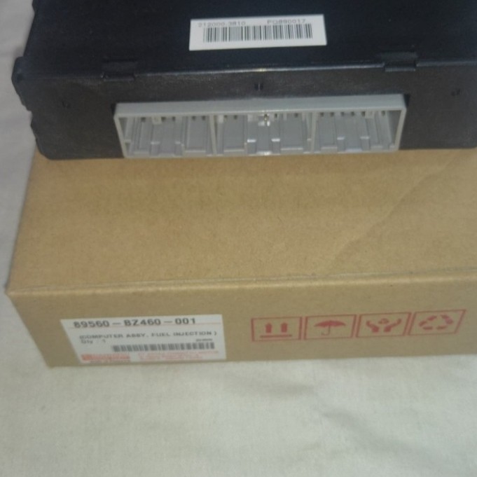 ECU komputer 89560-BZ460 original Daihatsu Luxio grandmax