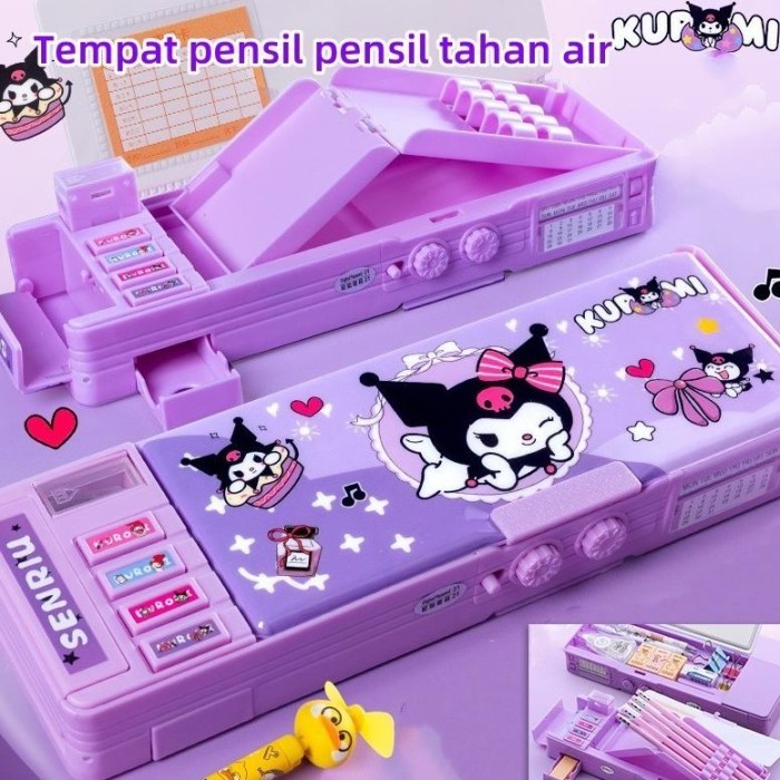 

Terlaris KOTAK PENSIL/Bahan Tahan Air Kuromi Tempat Pensil Password /Multifungsi Lapis Ganda