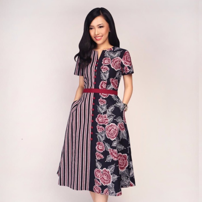 Batik Kultur Dress - RBM - Black Red Roses