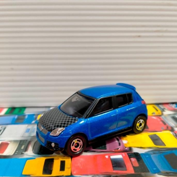 Tomica Suzuki Swift Giftset