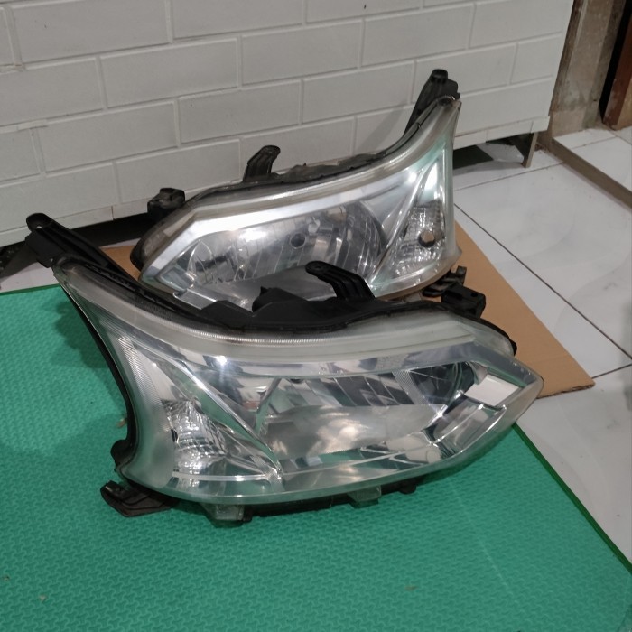 head lamp lampu depan grand avanza xenia 2014 2015 original