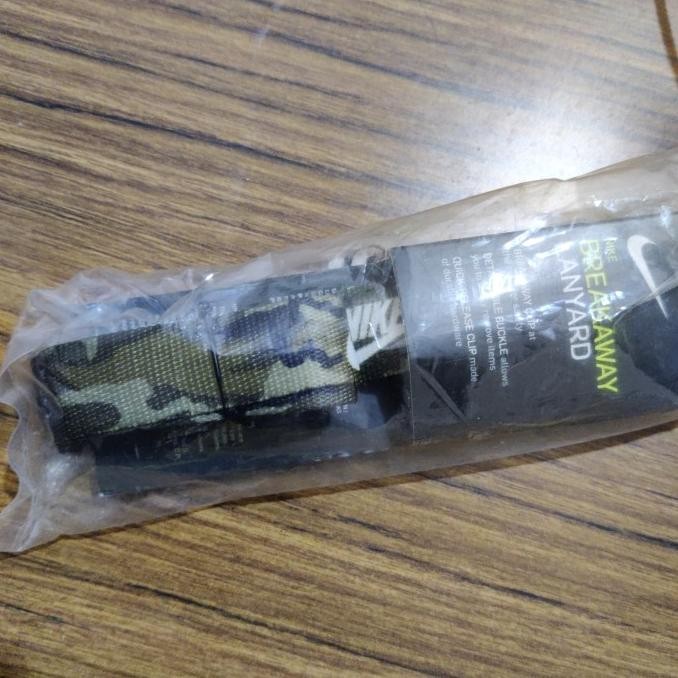 

BEBAS ONGKIR - Nike gantungan kunci id card original sale
