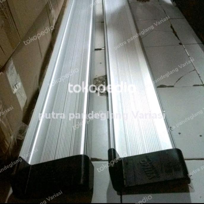 Foot Step Injakan Samping Mobil Toyota Kijang Grand/Kijang Super Super Asli