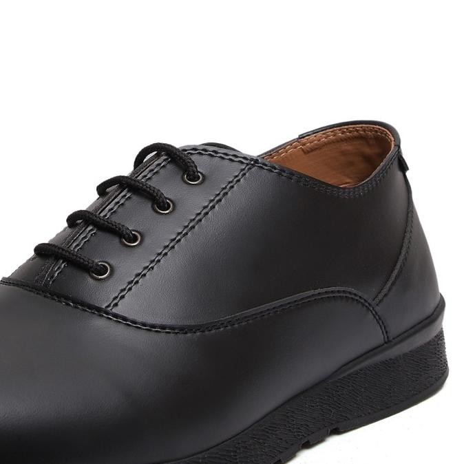 Sepatu Pria Footstep Footwear - Nolan Black