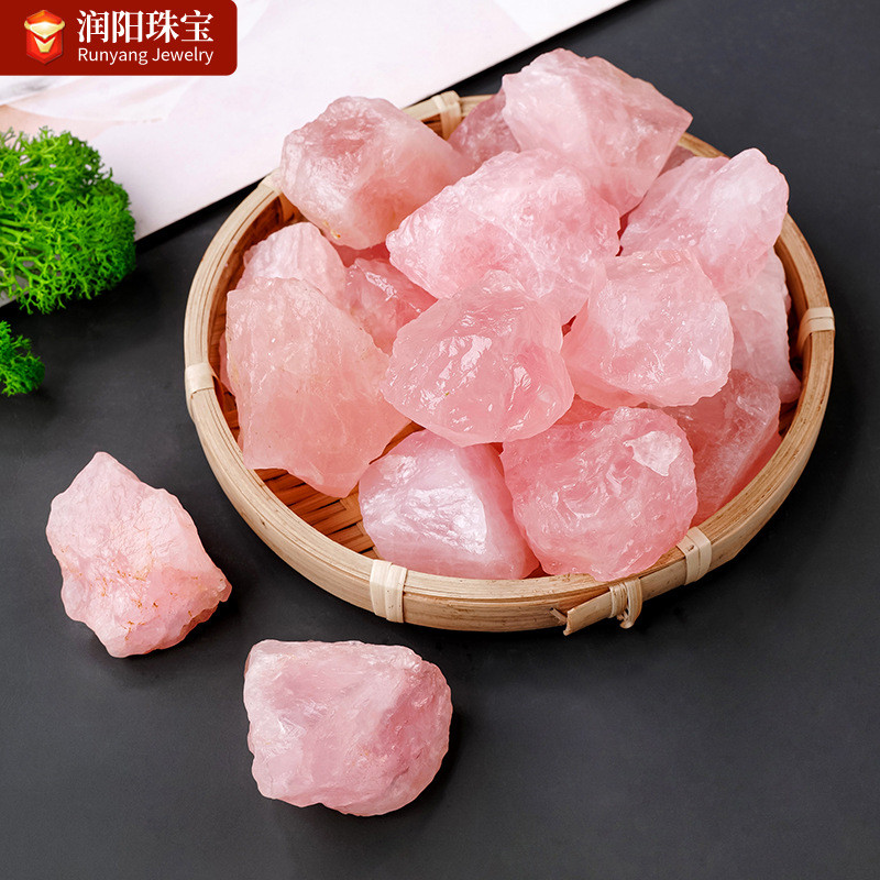 Ornamen Dekorasi Batu Kristal Laut Tiongkok Timur Standar Tambang Kristal Merah Muda Batu Aromaterap