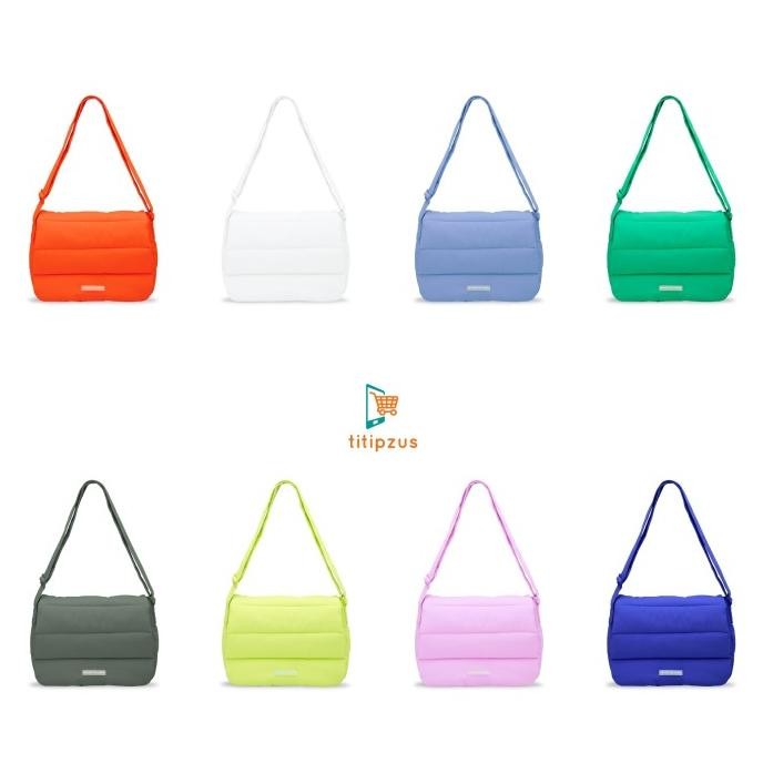 Beyond The Vines Poofy Bag