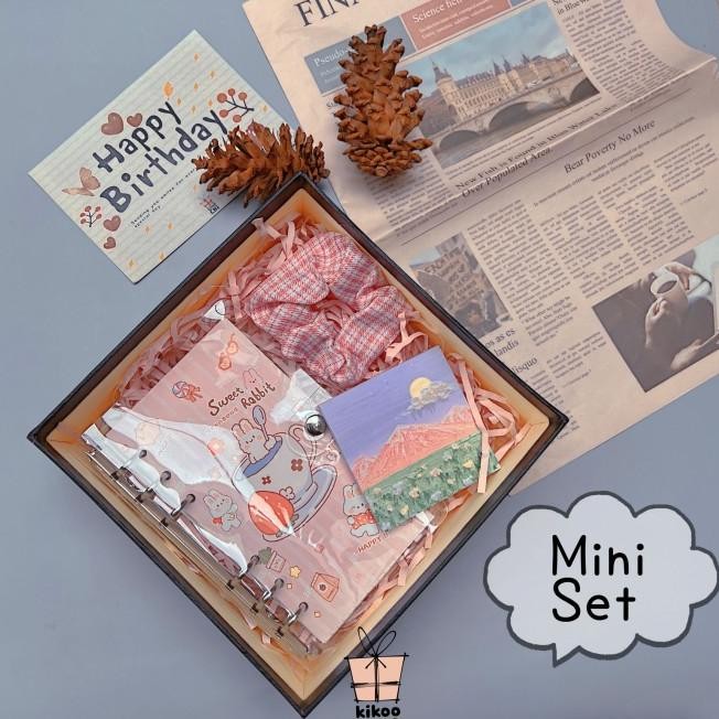 

Kikoochi Yorui - Hadiah Kado Ulang Tahun Set Jurnal Notebook Wanita Barangbaru