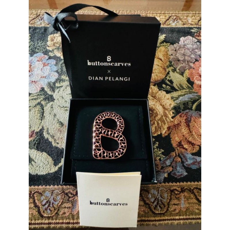 Buttonscarves X Dian Pelangi Interlock Ring New