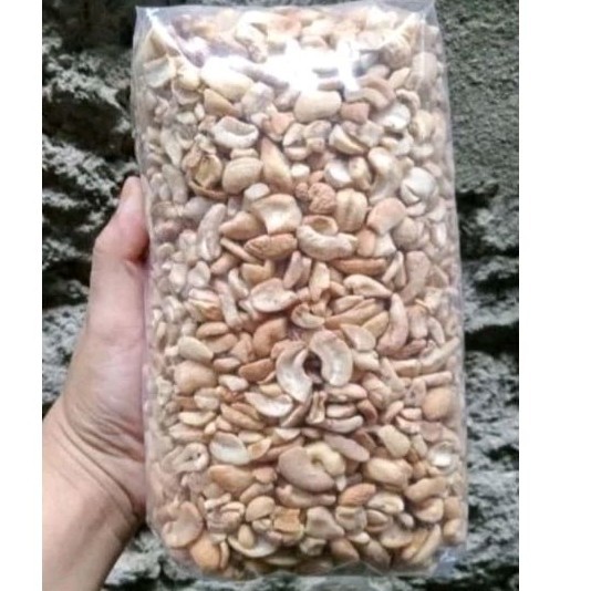 

TERMURAH Kacang Mede Patahan Mentah