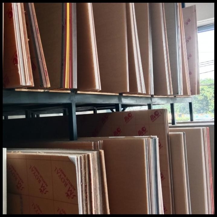 

TERMURAH CUSTOM AKRILIK 50X50 2MM BENING !!!