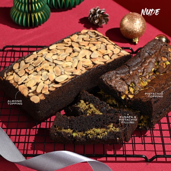

Ready Hampers Natal Brownies Kunafa / Almond Box - NUDE Healthy Christmas Gift / Hadiah
