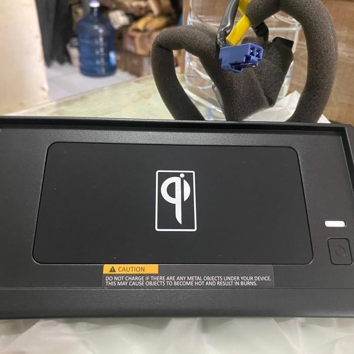 Wireless Charging Fortuner Vrz Srz Trd Gr Hilux Revo Hilux Rocco