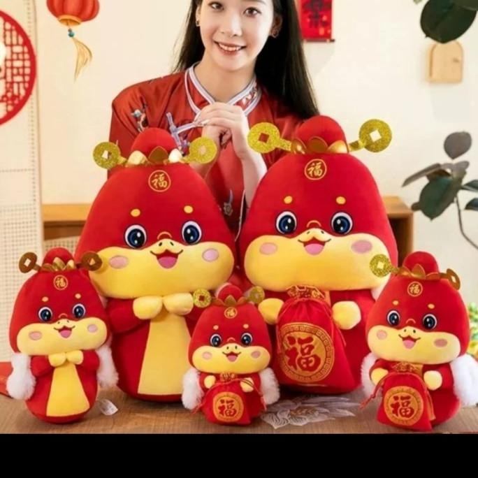 

0READY Boneka Ular Angpao CNY Imlek 2025 Chinese New Year Snake 25 cm JM23