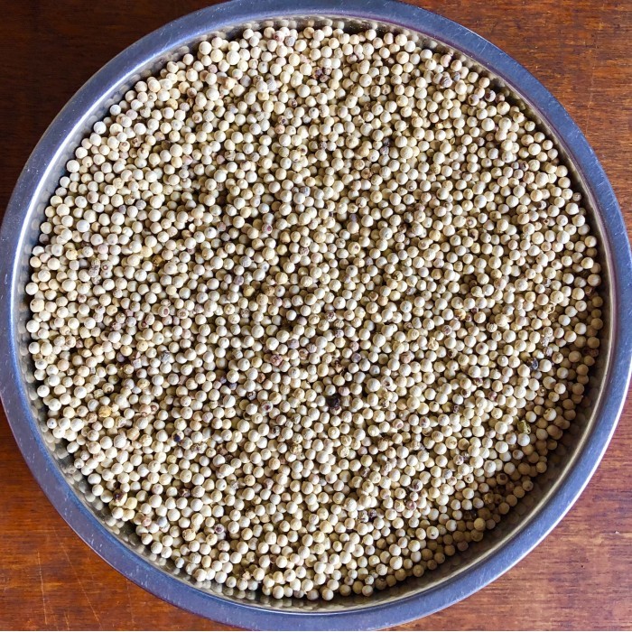 

Lada Putih / White Pepper 1 Kg