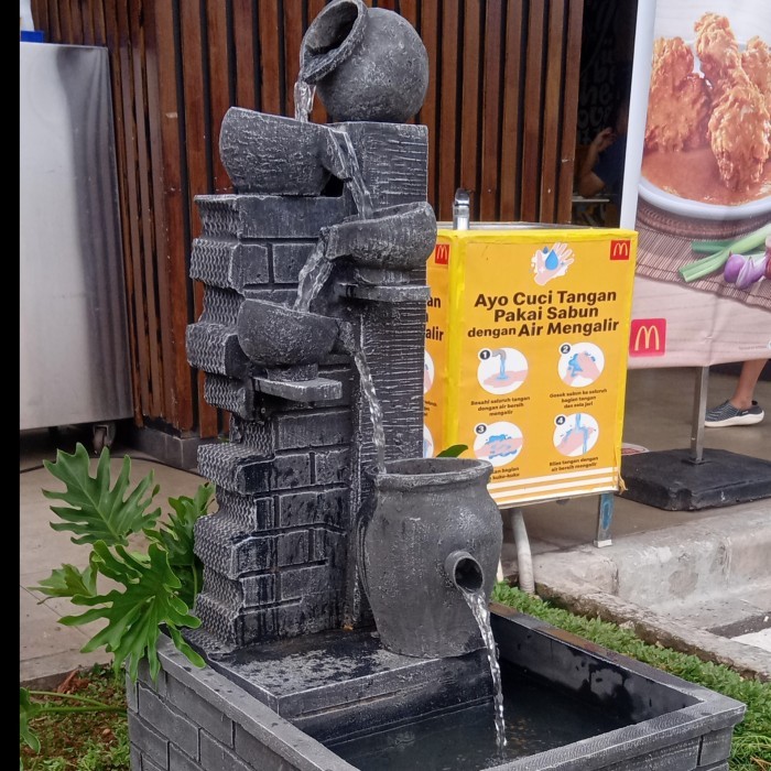 air mancur/ kolam ikan minimalis/air mancur kendi