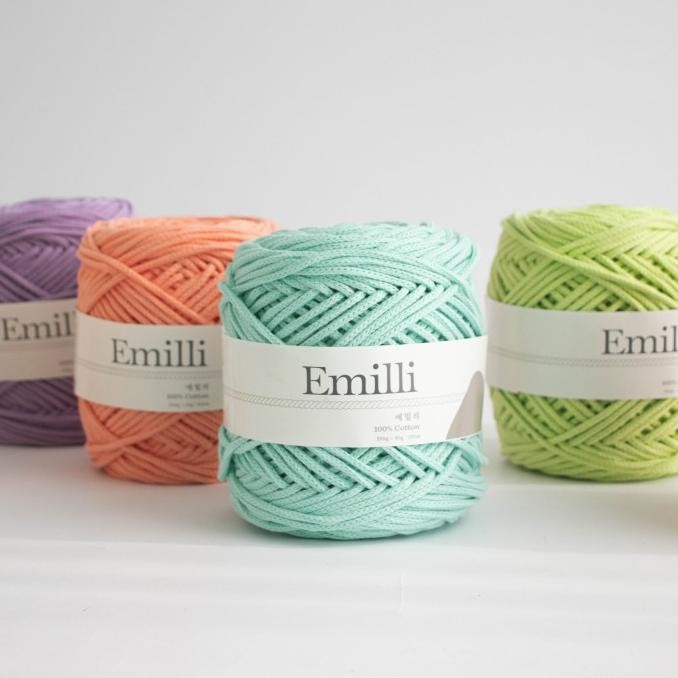

Benang rajut korea Yarn-a Emilli yarn