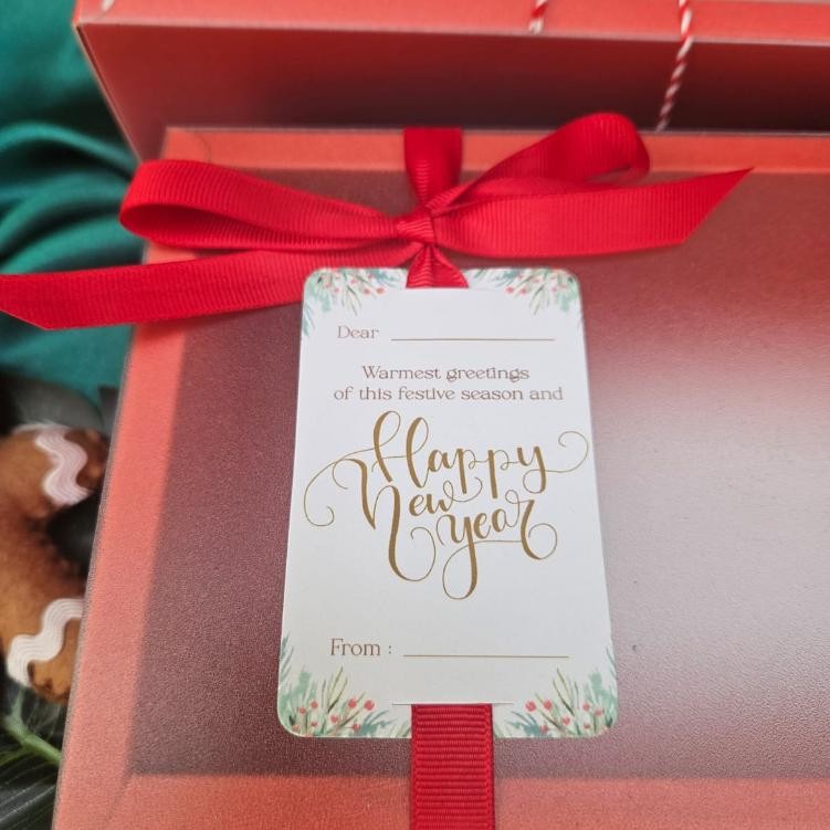 

CR - UK. 23X23X7 CM BOX KUE MERAH MIKA BURAM COCOK UNTUK NATAL IMLEK TERLARIS