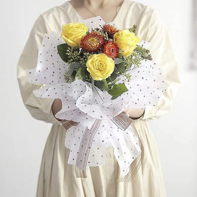 

BARU SERAT TISU POLKADOT / KERTAS SERAT PEMBUNGKUS BUNGA / FLOWER WRAP P.MH