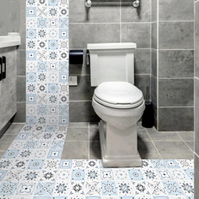 wallpaper dinding Lantai kamar mandi tahan air tidak licin batik biru
