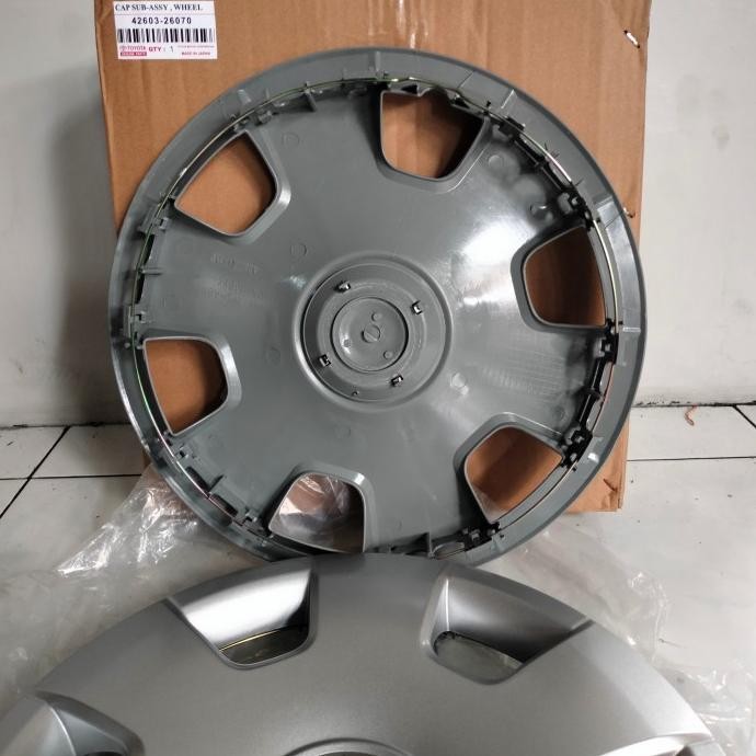 dop roda velg toyota hiace commuter Silver Jepang version per biji  Sale