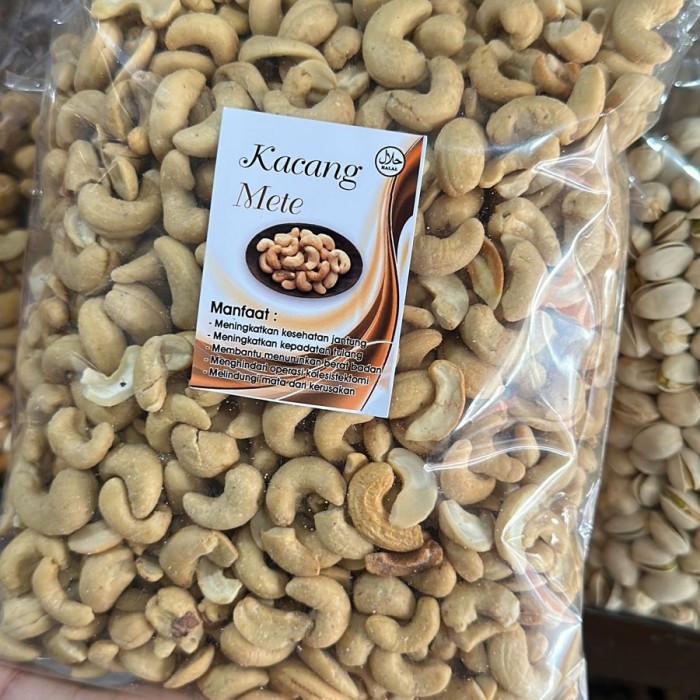 

Ready Kacang Mete Panggang