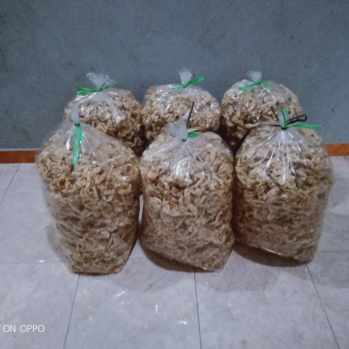 

SALE Keripik Ceker Ayam Tanpa Tepung#Rambak Cakar500gram#1/2kg