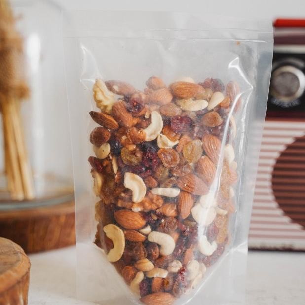 

Xed Nut And Dried Fruit ( Almond , Walnut, Mede, Cranberry, Raisin )