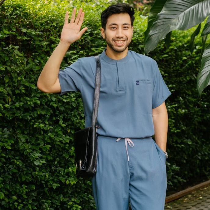 

BLUE- BAJU JAGA MANDARIN SS - HAN BLUE SCRUBS THEATRE BLUES EMPIRICAL