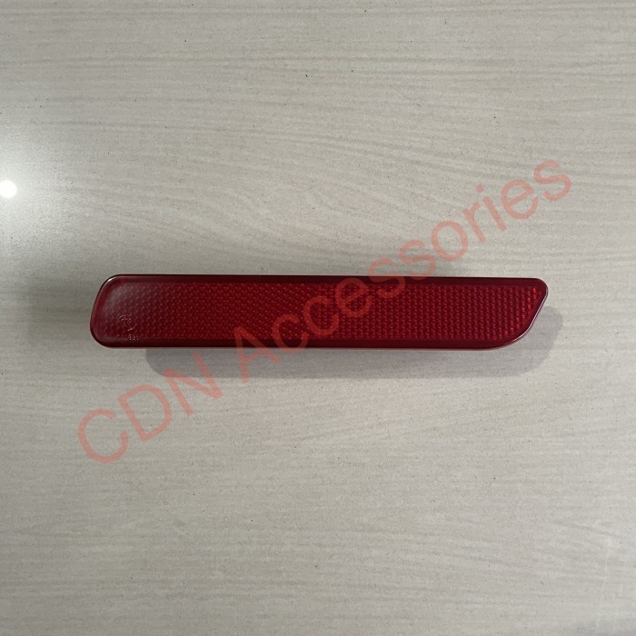 LAMPU REFLEKTOR BEMPER BELAKANG ERTIGA/REFLECTOR SUZUKI ERTIGA LAMA