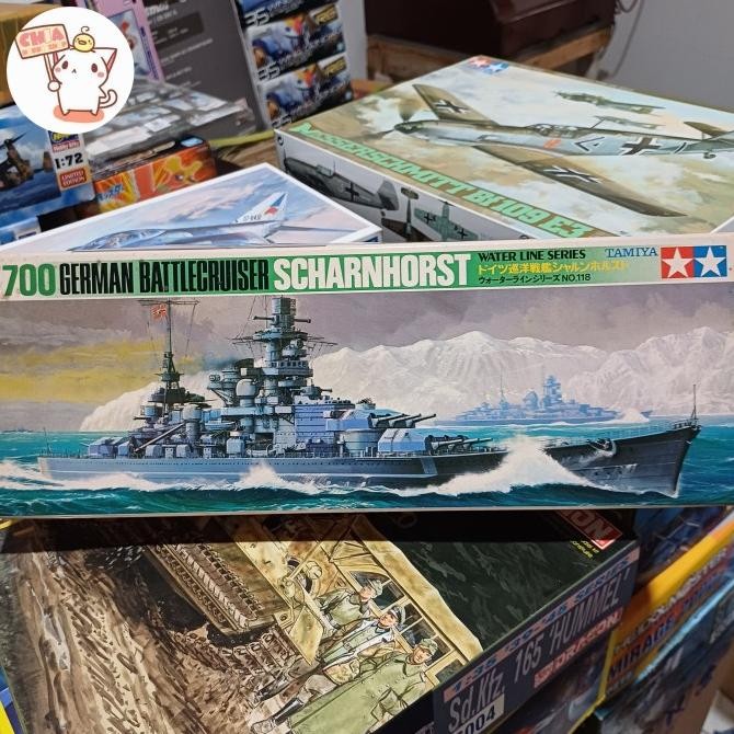 Tersedia German Cruiser Scharnhorst 1/700 Tamiya Waterline Series