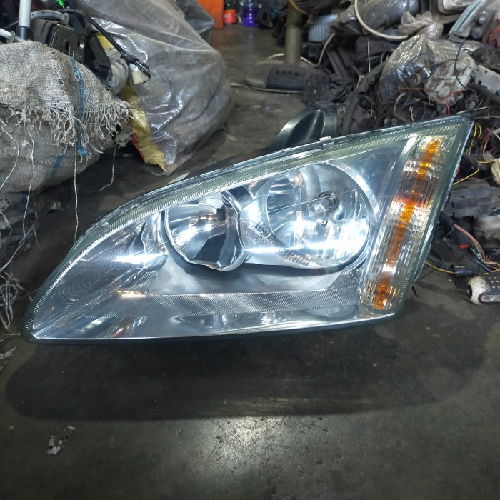 Headlamp Ford Focus 2005 2006 2007 Original