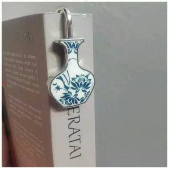 

Andra - Bookmark + Keychain Set Pembatas Buku Dan Gantungan Kunci