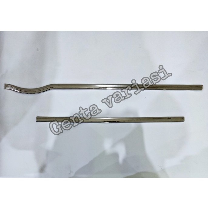 List Kaca Belakang Chrome Avanza Vvti 2005 - 2010