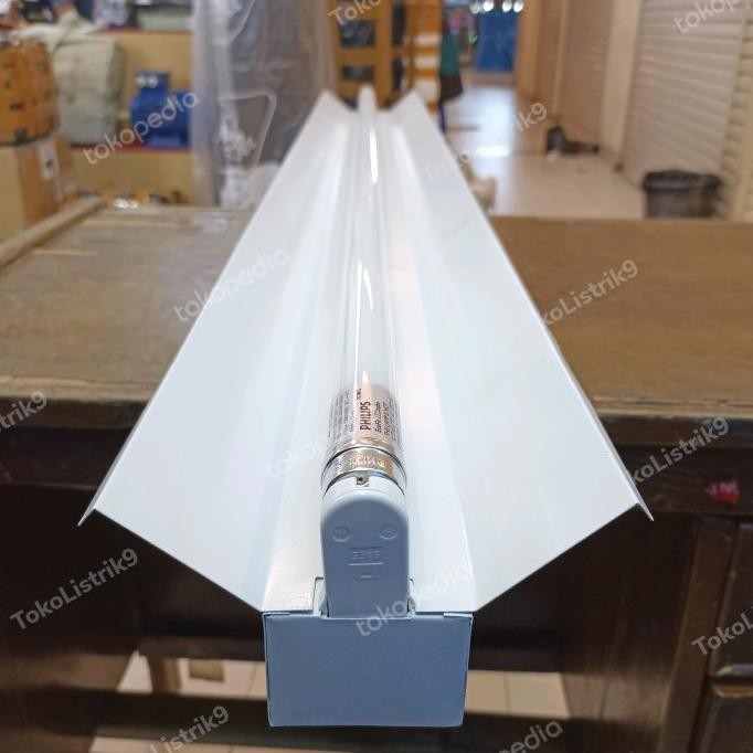 BISA TERMIN Kap Lampu TKO 1x36 watt + Lampu TL LED 16w