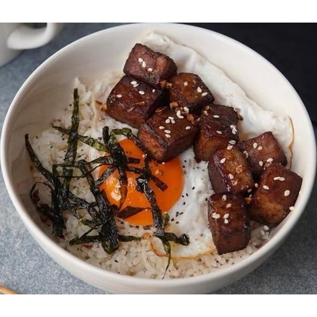 

Terbaru Beef Wagyu Saikoro Cubes Meltique 500Gr